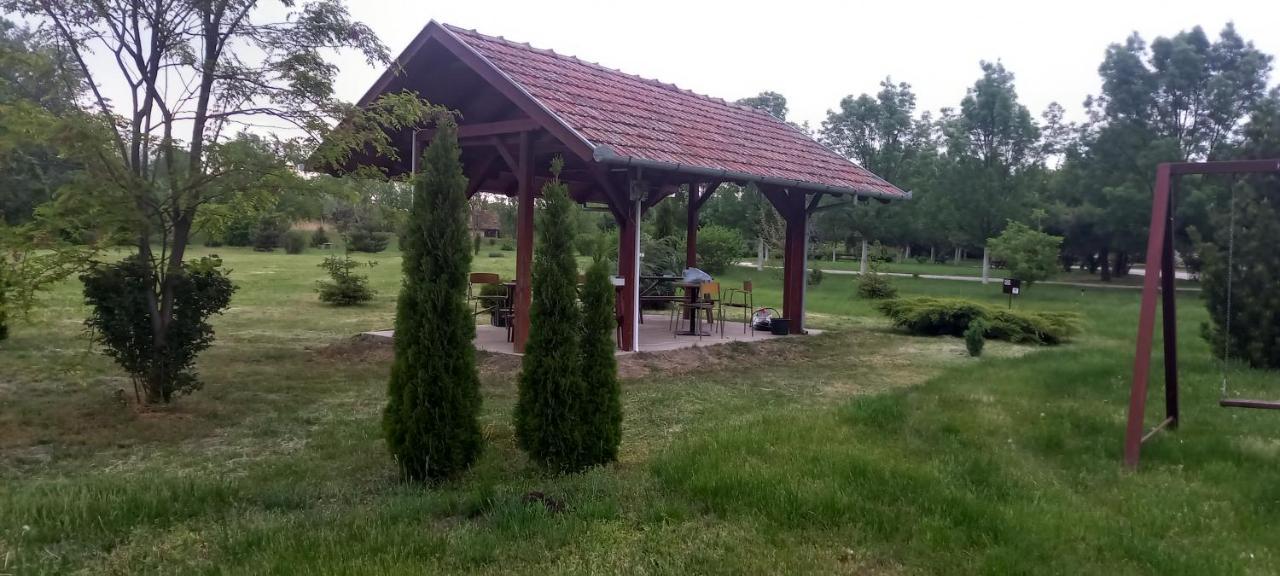 Salas Dordevic Subotica Luaran gambar