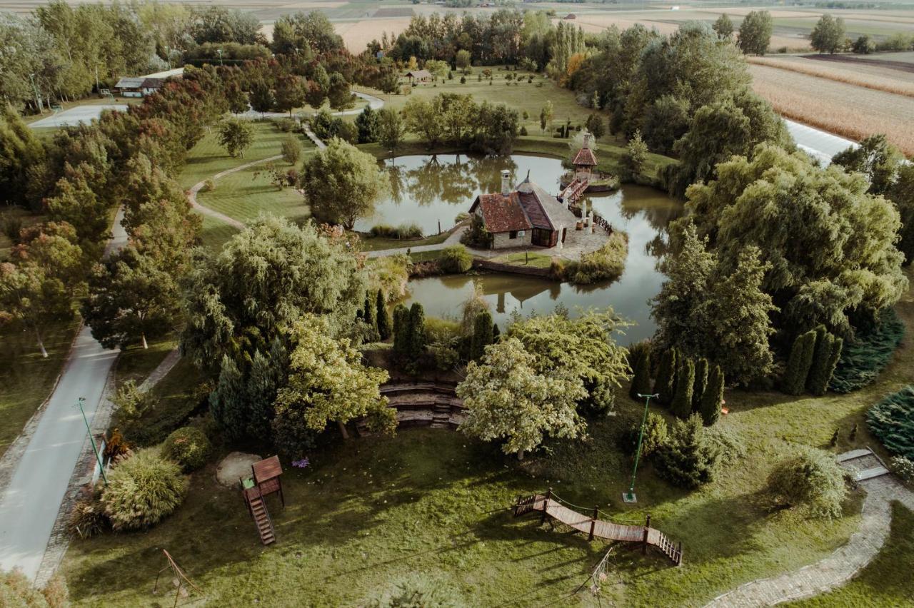 Salas Dordevic Subotica Luaran gambar